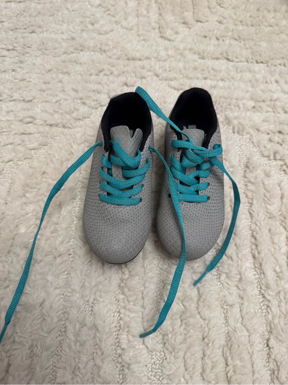 Kids Gray Soccer Cleats with Teal Laces